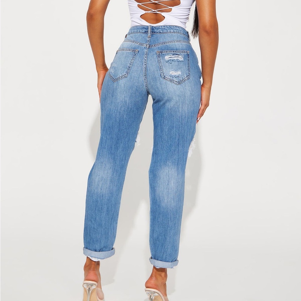 Distressed High Rise Jeans - Picture 2 of 8